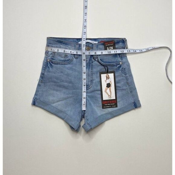 Celebrity Pink Curvy Fit Jean Shorts 0 Light Blue‎ Juniors' Cuffed Stretch Faded - Picture 4 of 11